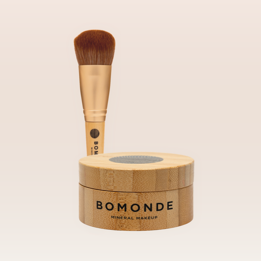 Vegan mineral bronzer and brush set for sun kissed glow