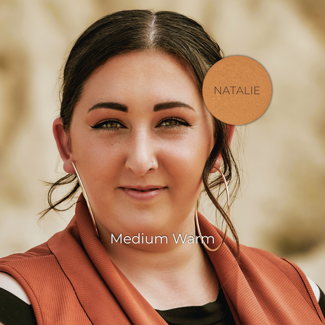 "vegan-mineral-foundation-honey-tan-skin